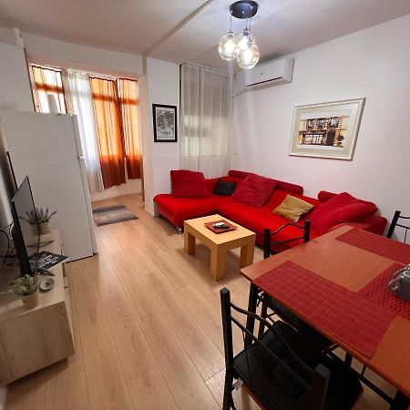 Alea1 Apartment Tirana Kültér fotó